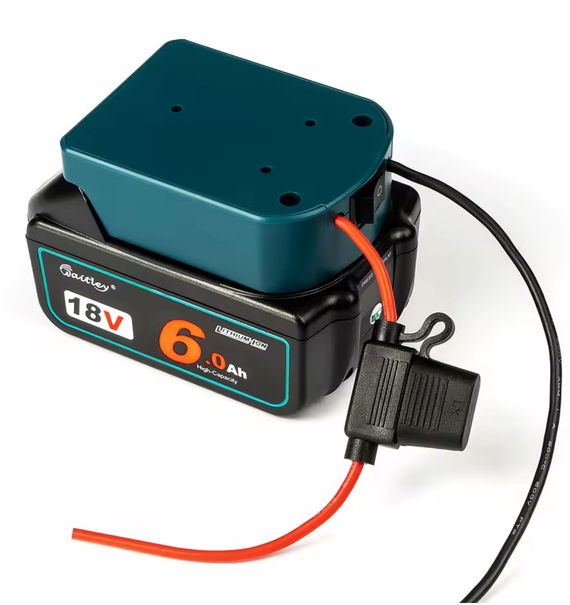 Ulkoinen akkuadapteri Makitan 14,4 V/18 V akuille